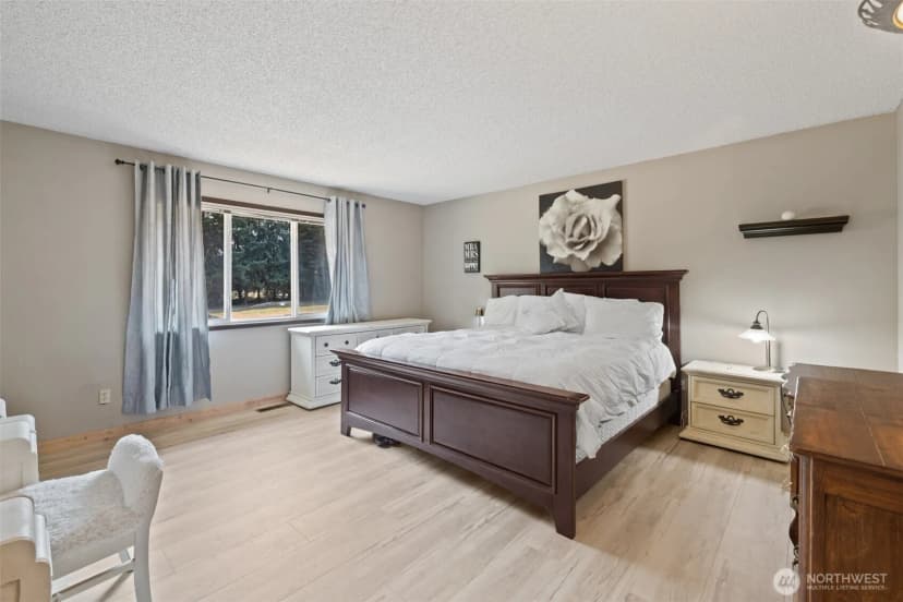 Property photo for 533 Hulse Road, Port Angeles photo 19