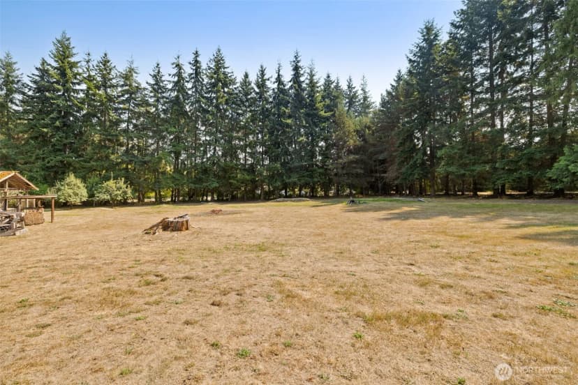 Property photo for 533 Hulse Road, Port Angeles photo 34