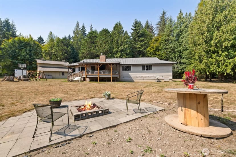 Property photo for 533 Hulse Road, Port Angeles photo 32