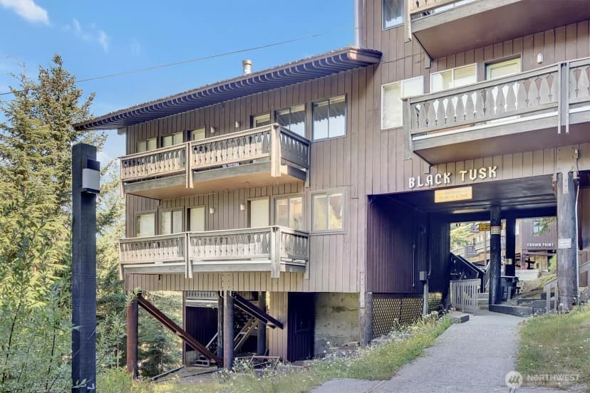 Property photo for 33613 Crystal Mountain Boulevard E #502, Enumclaw photo 2