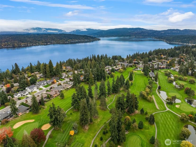 Property photo for 1411 176th Place Ne, Bellevue photo 32