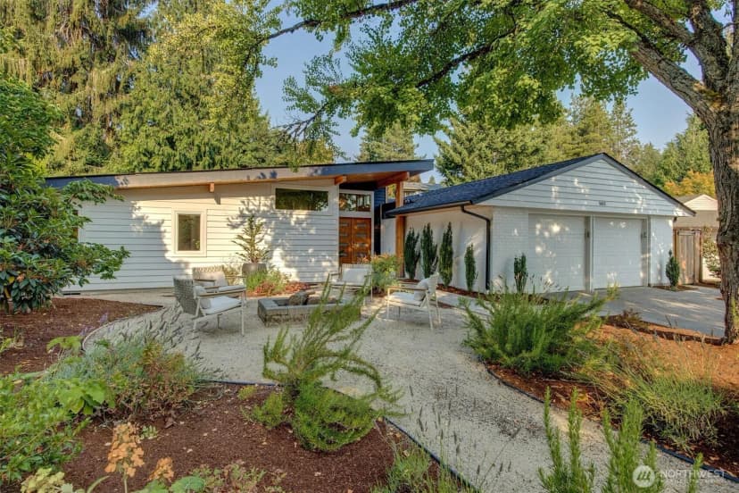 Property photo for 1411 176th Place Ne, Bellevue
