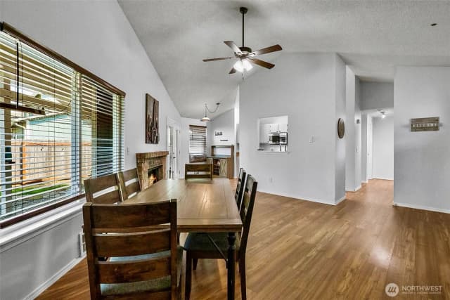 Property photo for 11510 Se 215th Street, Kent photo 5