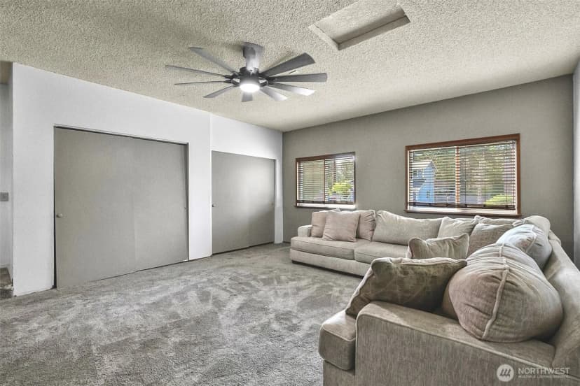Property photo for 11510 Se 215th Street, Kent photo 13