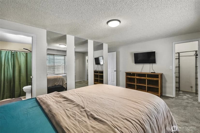 Property photo for 11510 Se 215th Street, Kent photo 19