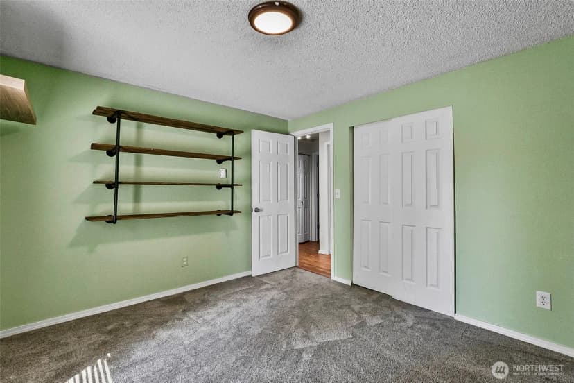 Property photo for 11510 Se 215th Street, Kent photo 25