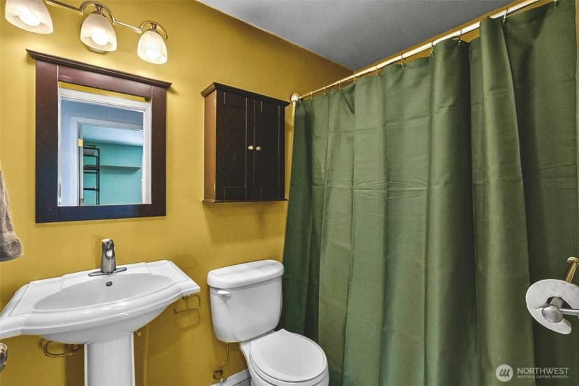 Property photo for 11510 Se 215th Street, Kent photo 23