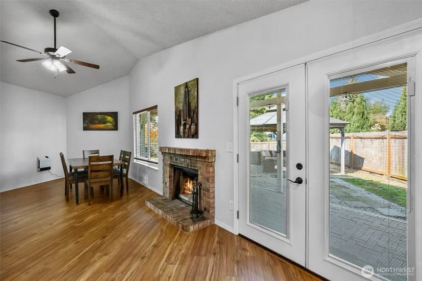 Property photo for 11510 Se 215th Street, Kent photo 11