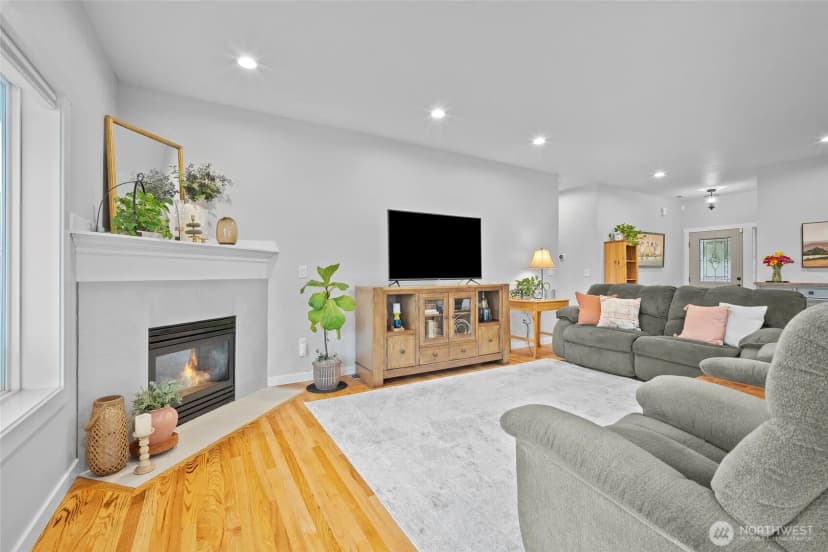 Property photo for 24200 Harvey Creek Rd, Arlington photo 11