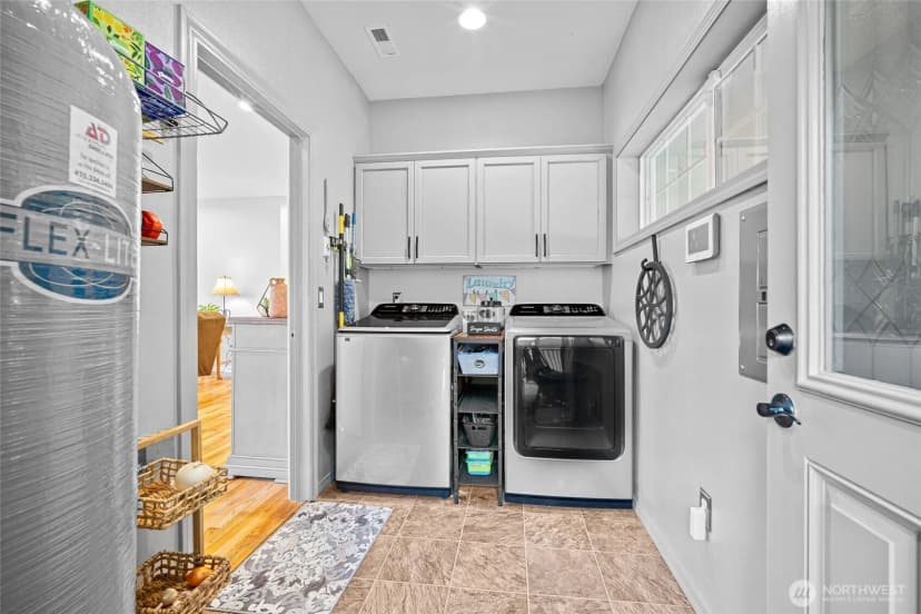 Property photo for 24200 Harvey Creek Rd, Arlington photo 21
