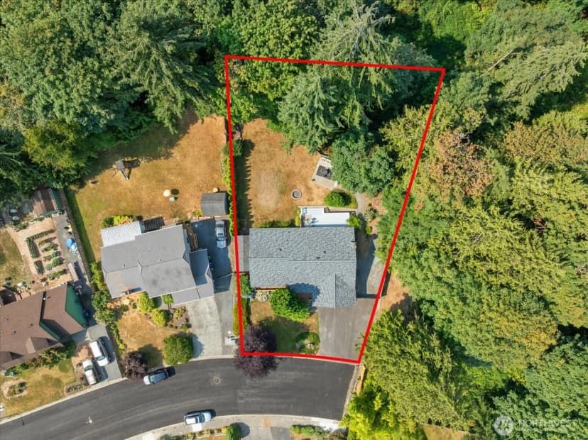 Property photo for 13204 60th Drive Se, Everett photo 35