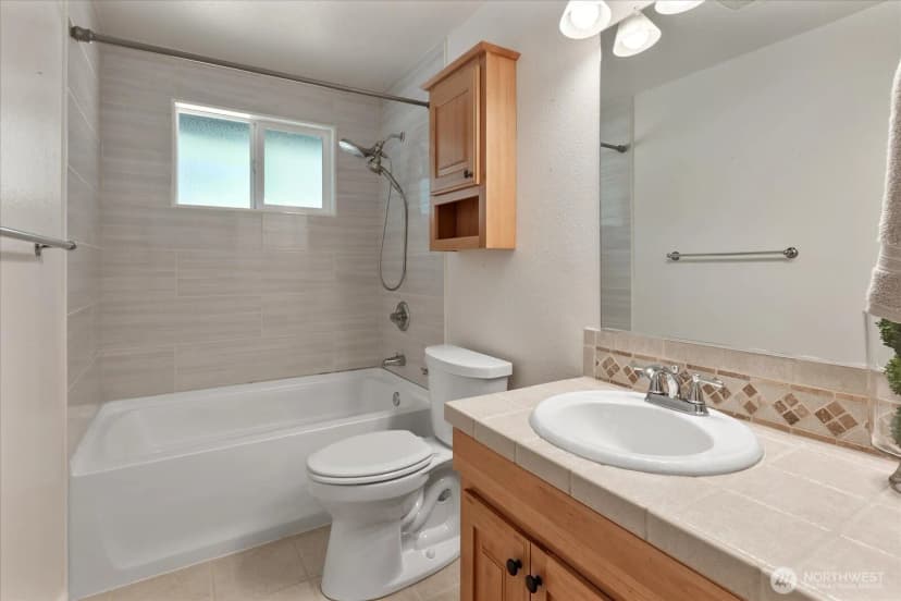 Property photo for 13204 60th Drive Se, Everett photo 18