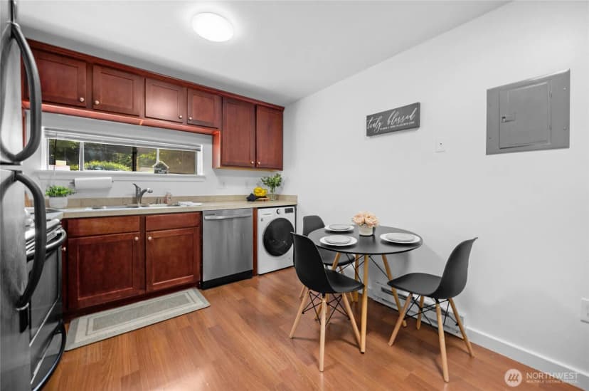 Property photo for 23405 16th Place S #c104, Des Moines photo 13
