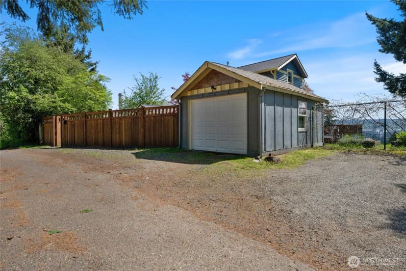Property photo for 735 S Summit Avenue, Bremerton photo 26