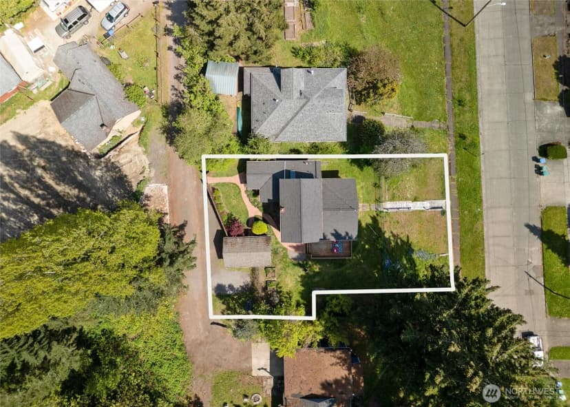 Property photo for 735 S Summit Avenue, Bremerton photo 28