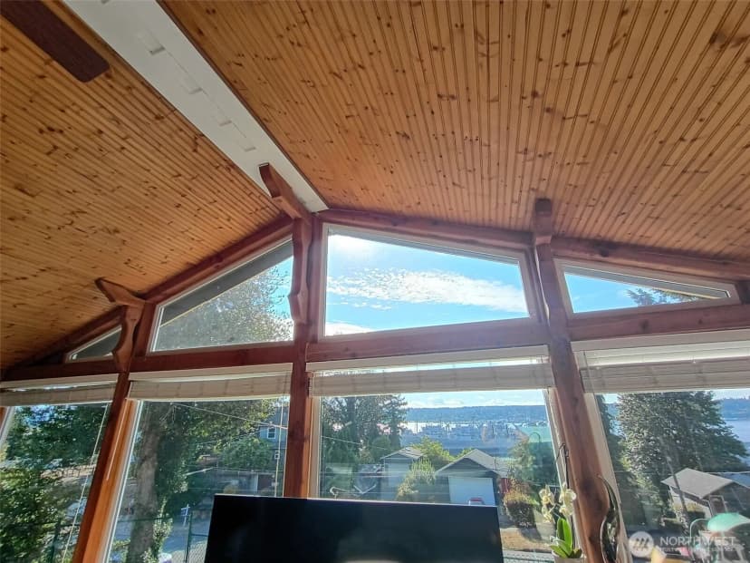 Property photo for 735 S Summit Avenue, Bremerton photo 11