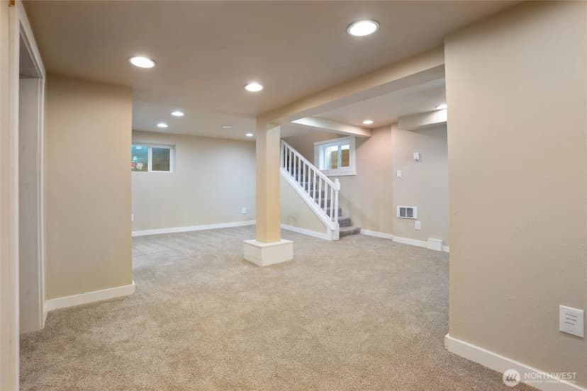 Property photo for 735 S Summit Avenue, Bremerton photo 23