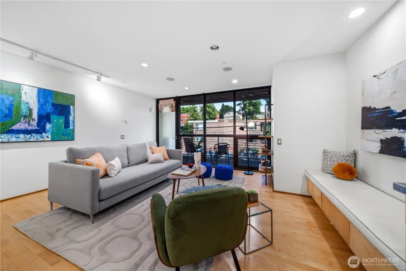 Property photo for 5611 University Way Ne #200b, Seattle photo 11