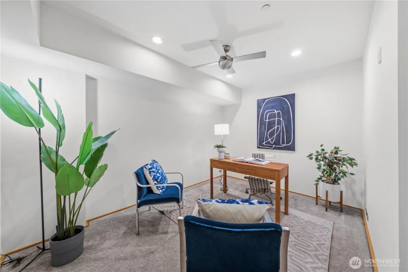 Property photo for 5611 University Way Ne #200b, Seattle photo 17