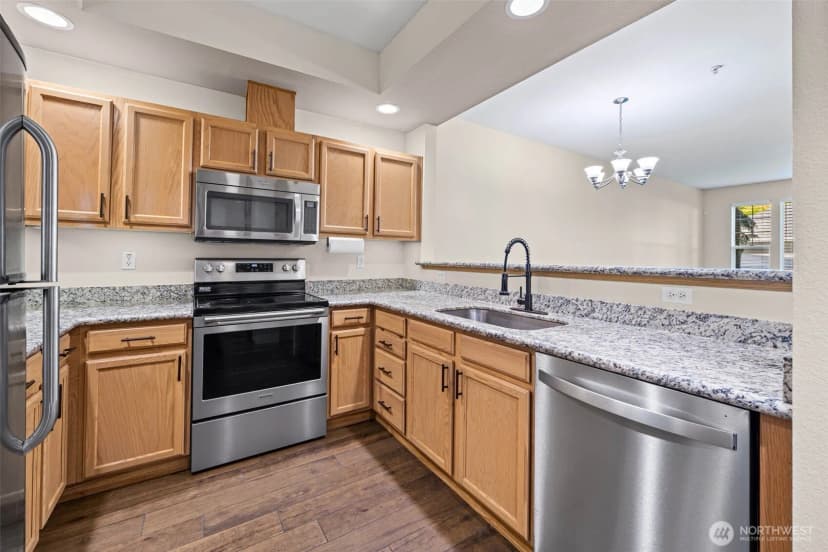 Property photo for 4702 Mill Pond Drive Se #403, Auburn photo 7