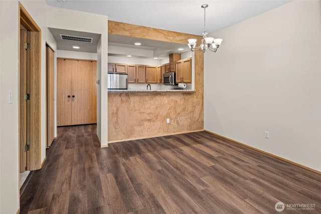 Property photo for 4702 Mill Pond Drive Se #403, Auburn photo 5