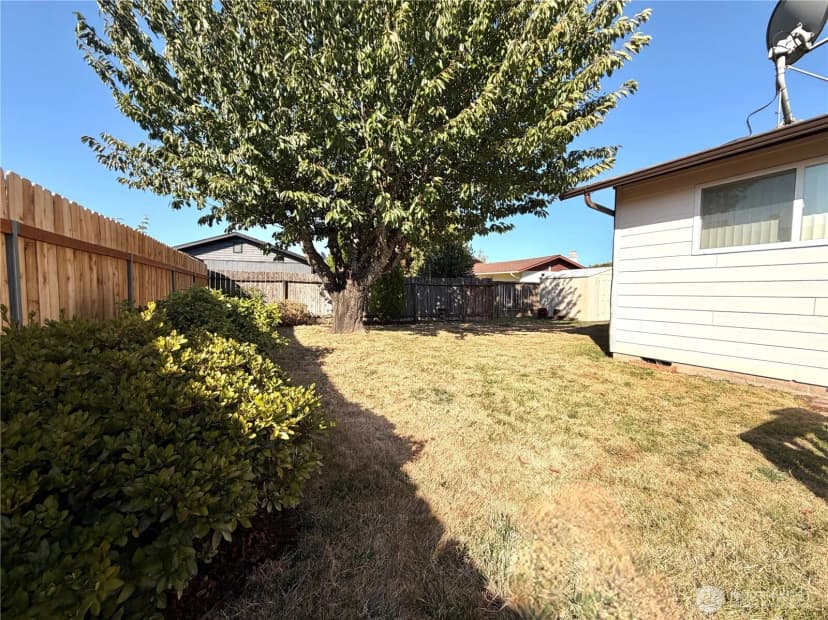 Property photo for 3430 Olive Way, Longview photo 16