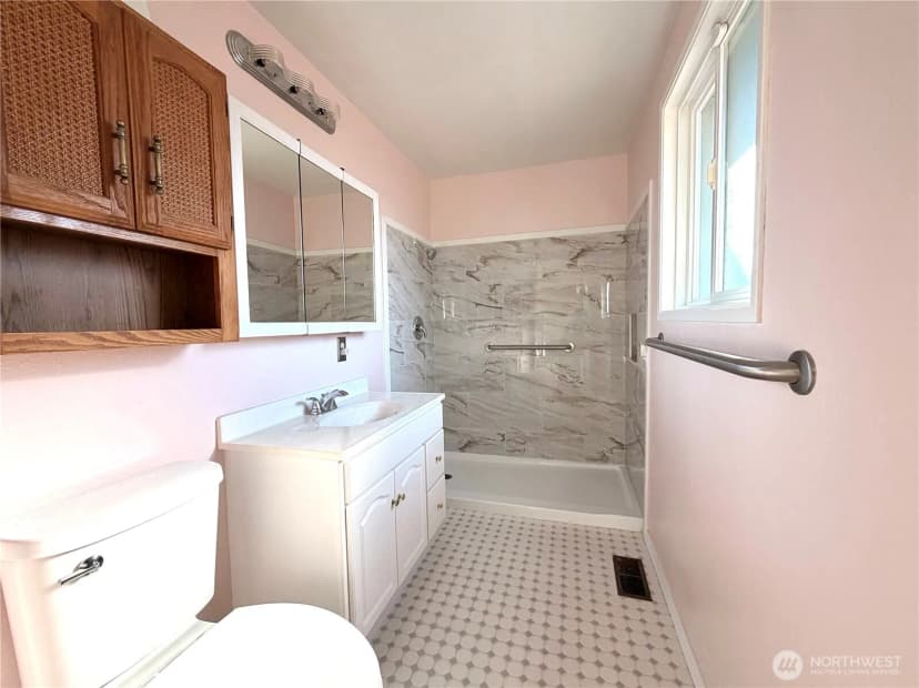 Property photo for 3430 Olive Way, Longview photo 13
