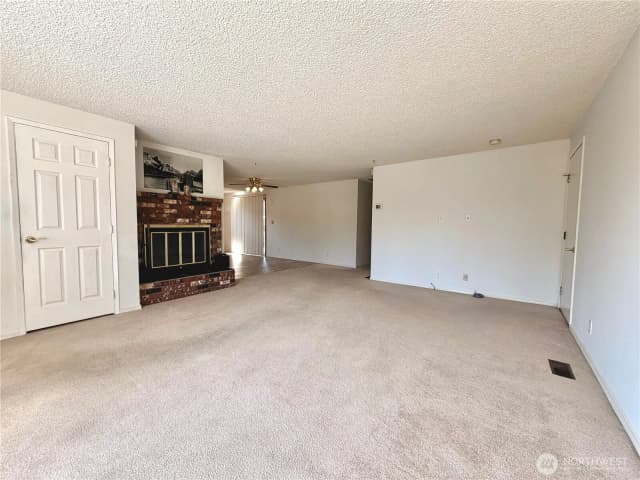 Property photo for 3430 Olive Way, Longview photo 4