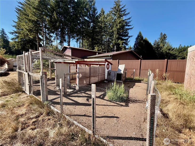 Property photo for 142 Gassman Road, Castle Rock photo 17