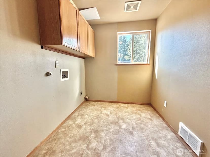 Property photo for 142 Gassman Road, Castle Rock photo 7