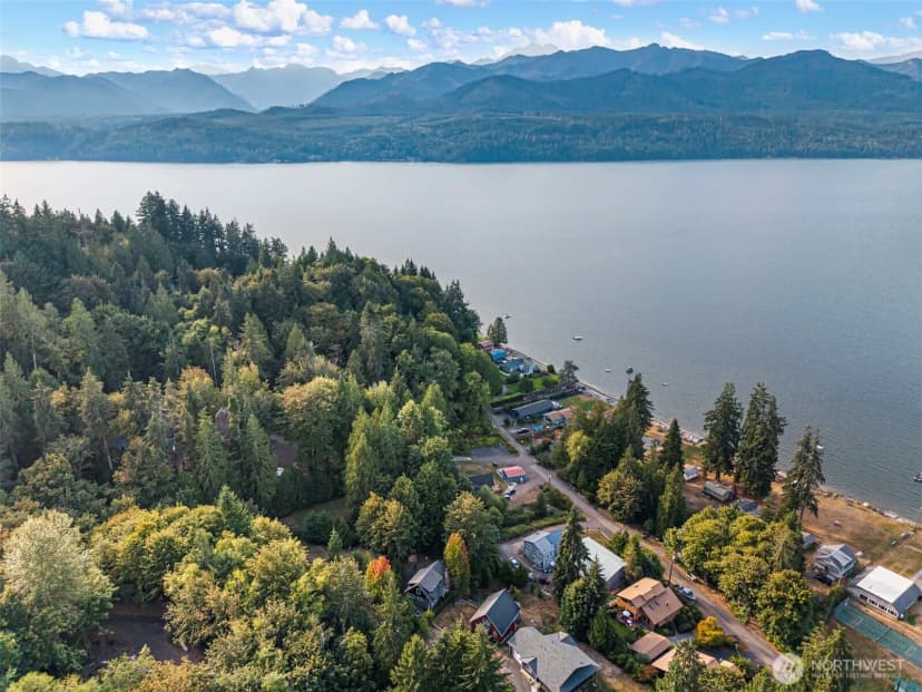 Property photo for 24688 W Holly View Drive, Seabeck photo 5