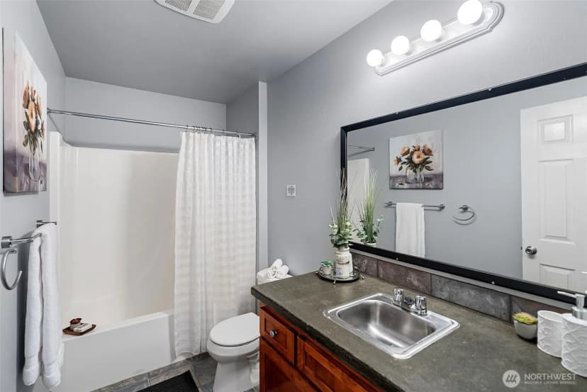 Property photo for 24688 W Holly View Drive, Seabeck photo 11