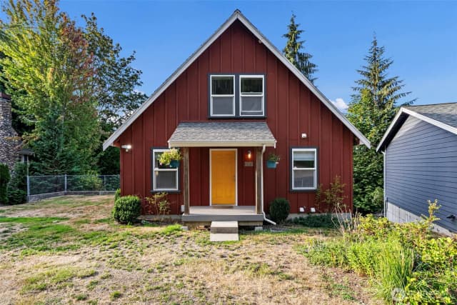 Property photo for 24688 W Holly View Drive, Seabeck photo 3