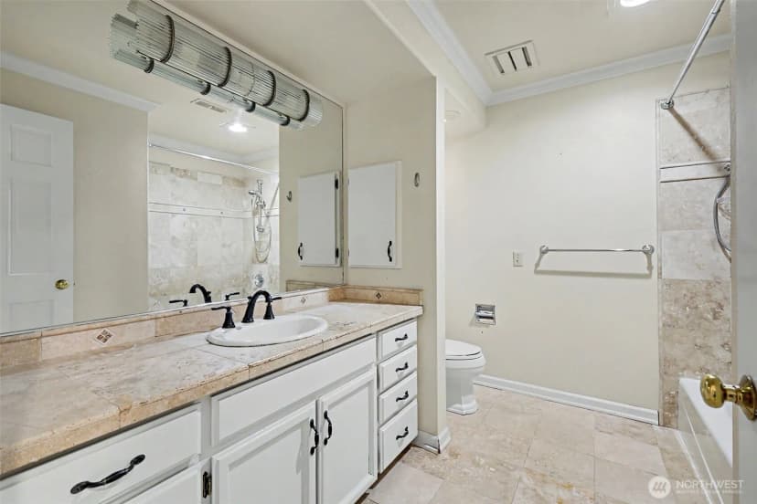 Property photo for 2235 Sahalee Drive E, Sammamish photo 7