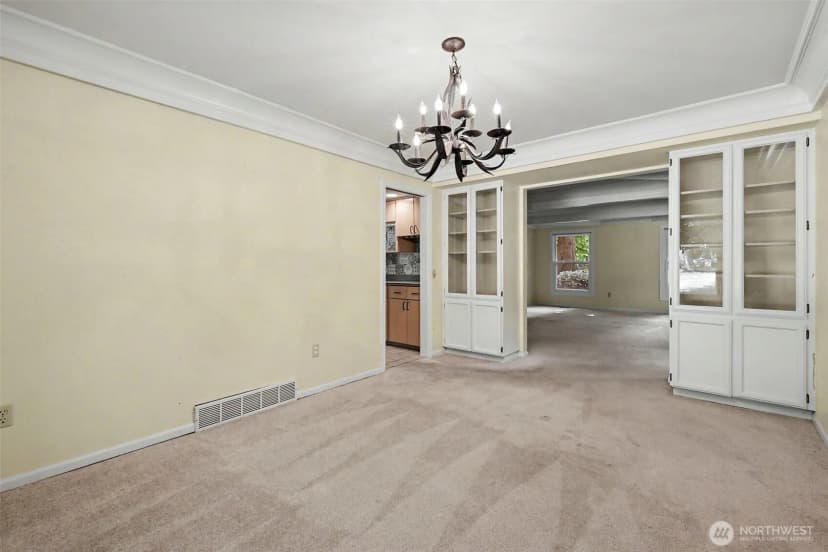 Property photo for 2235 Sahalee Drive E, Sammamish photo 3