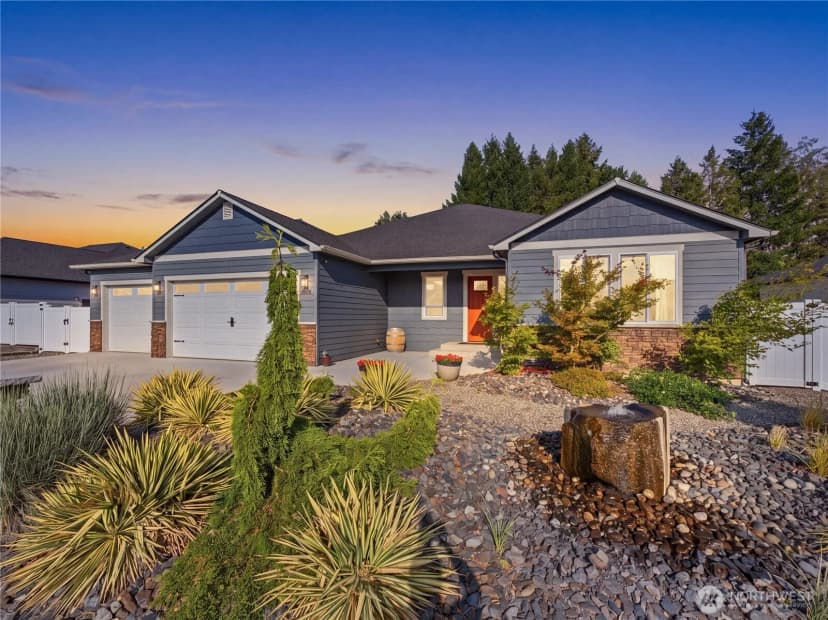 Property photo for 625 S Perry Avenue, East Wenatchee