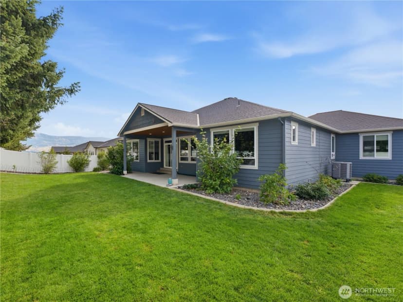 Property photo for 625 S Perry Avenue, East Wenatchee photo 36