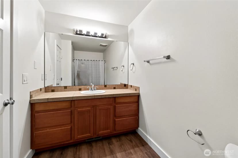 Property photo for 302 29th Street Se #101, Auburn photo 20
