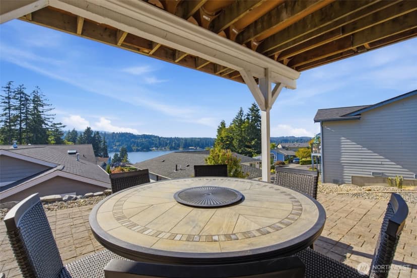 Property photo for 6086 Kingfisher Court, Bremerton photo 36