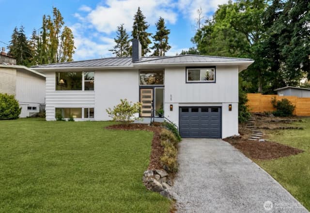 Property photo for 529 S 302nd Street, Federal Way photo 2