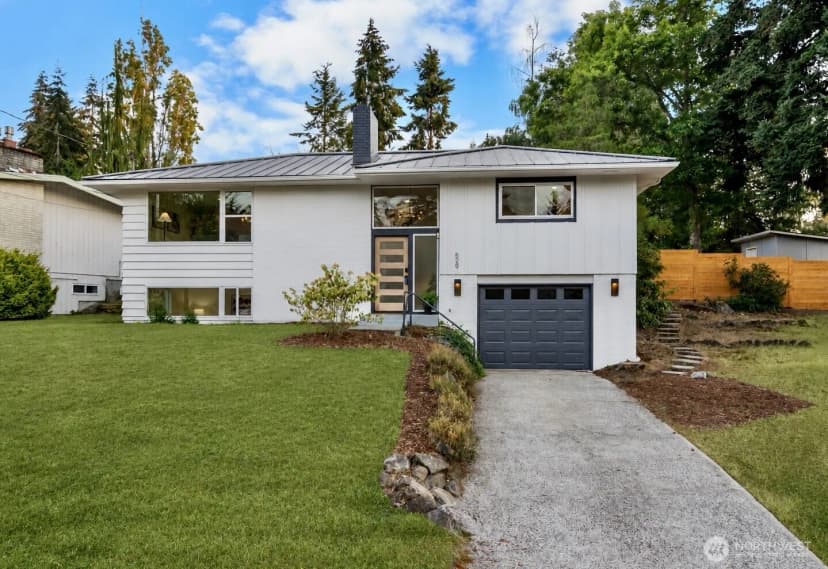 Property photo for 529 S 302nd Street, Federal Way photo 2