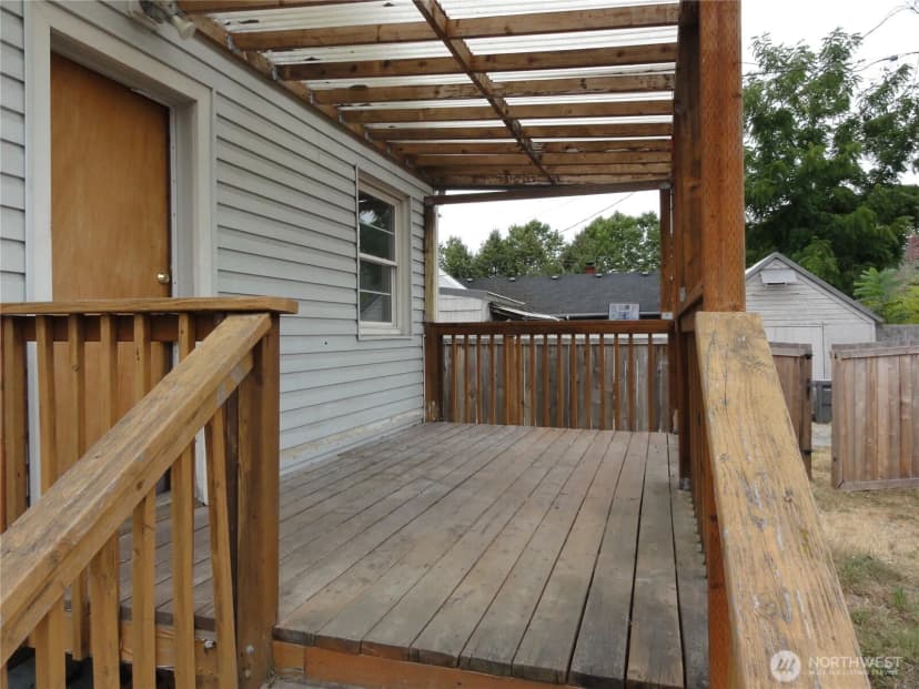 Property photo for 411 7th Street Se, Auburn photo 13