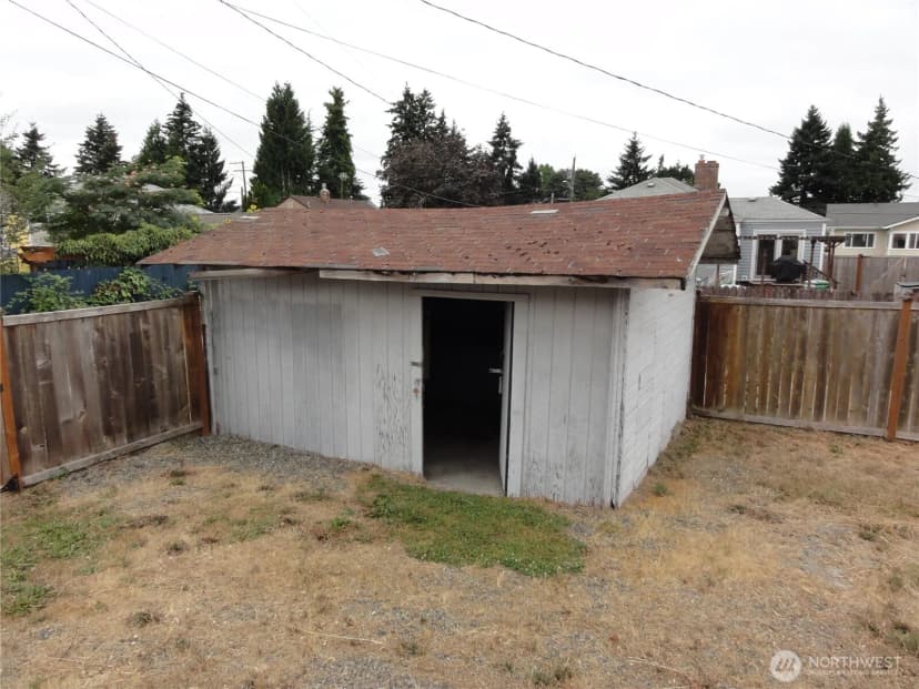 Property photo for 411 7th Street Se, Auburn photo 14