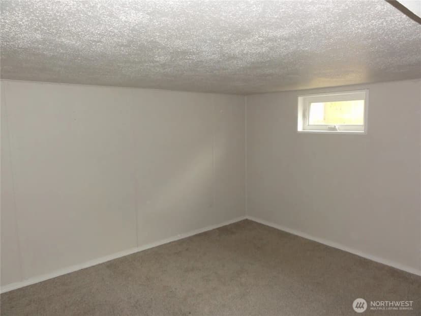 Property photo for 411 7th Street Se, Auburn photo 11