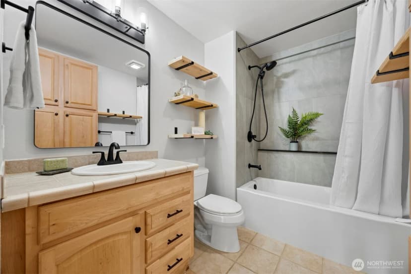 Property photo for 668 Parkview Place, Blaine photo 14