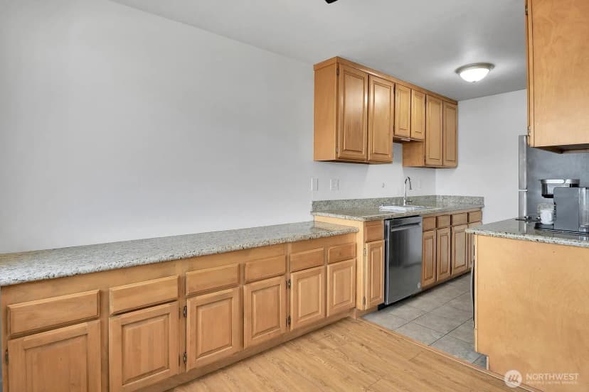 Property photo for 23007 Marine View Drive S #b306, Des Moines photo 16