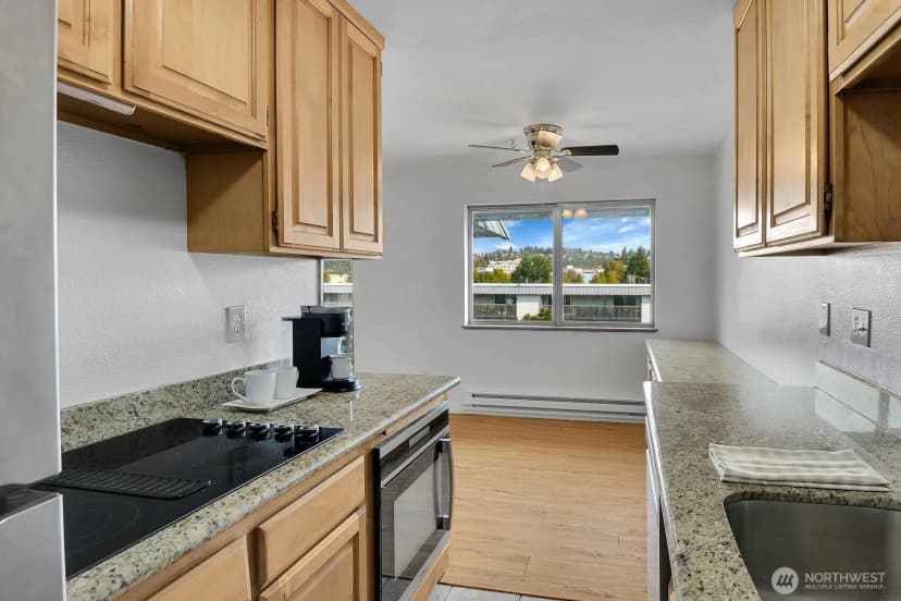 Property photo for 23007 Marine View Drive S #b306, Des Moines photo 18