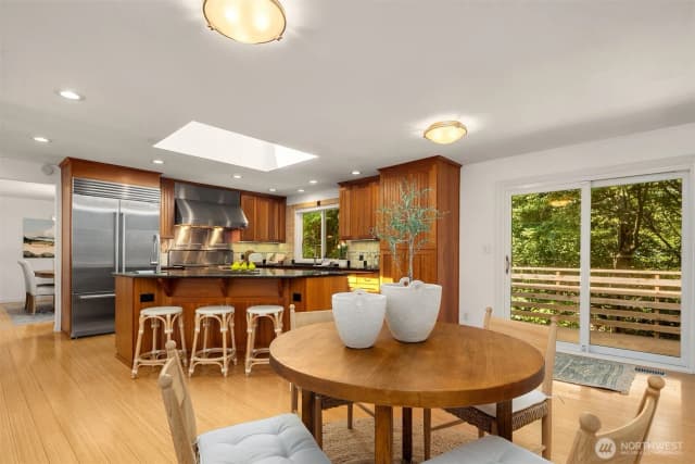 Property photo for 3734 Ne 150th Street, Lake Forest Park photo 4