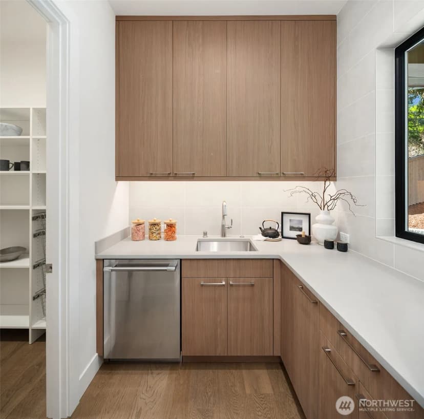 Property photo for 12622 Se 27th Street, Bellevue photo 11
