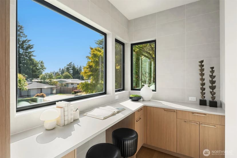 Property photo for 12622 Se 27th Street, Bellevue photo 10
